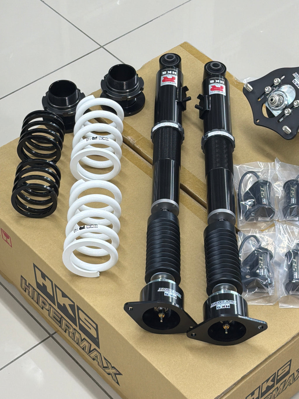 HKS HIPERMAX R Adjustable Coilover Suspension Kit with Error Canceller for Honda Civic Type R FL5, FK8 K20C1 (80310-AH005C)
