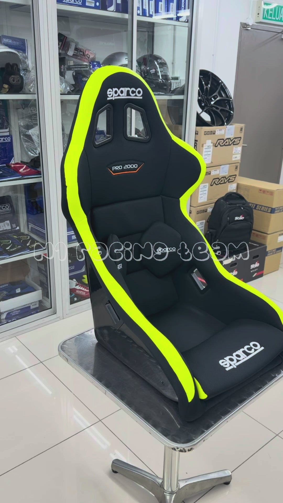 Sparco Pro 2000 QRT Non-FIA Fiberglass Racing Bucket Seat for Street and Touge | 008016GFLNRGF